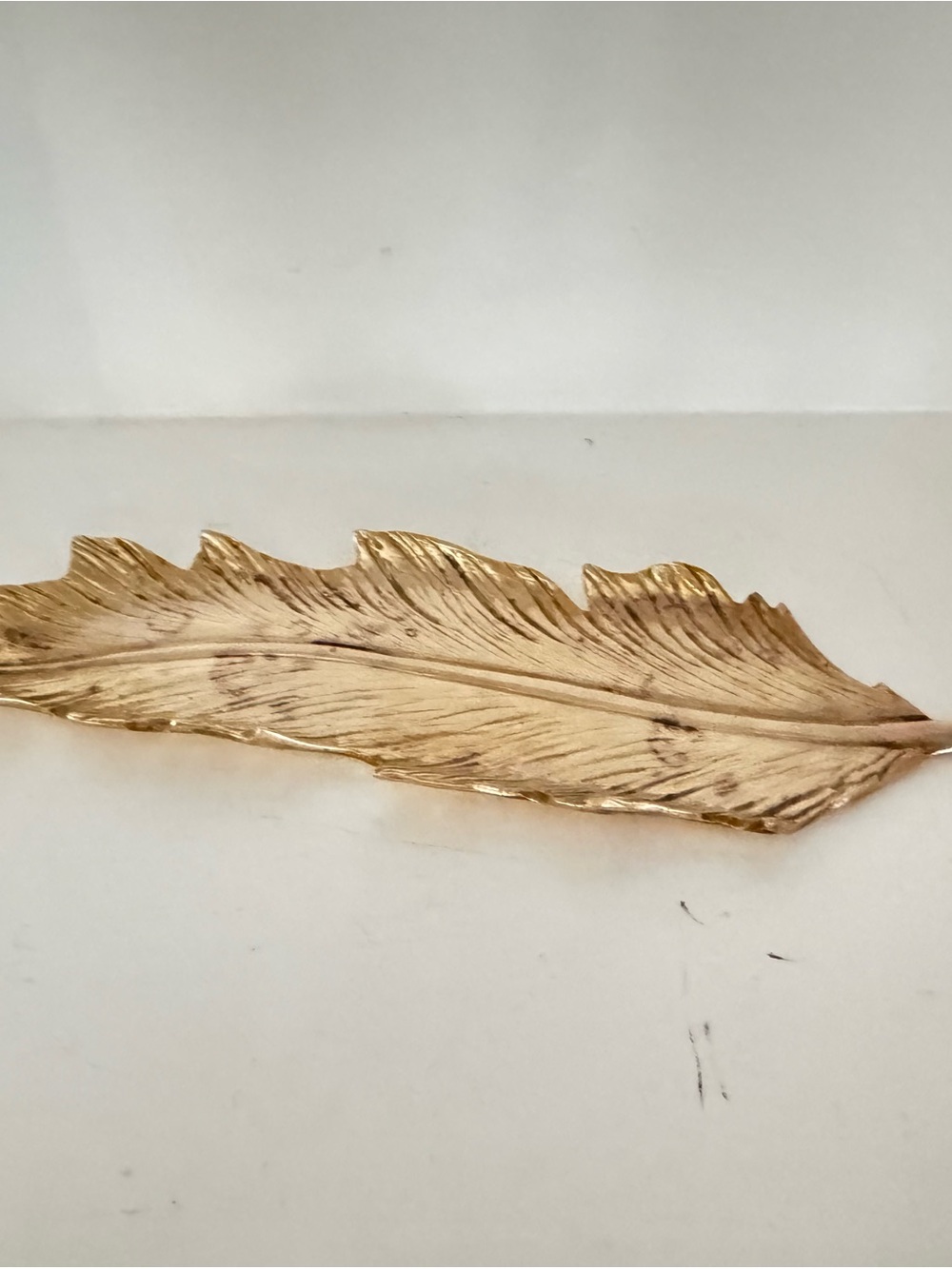 🏷️ Vintage Brass Feather Decorative Tray / Display Piece